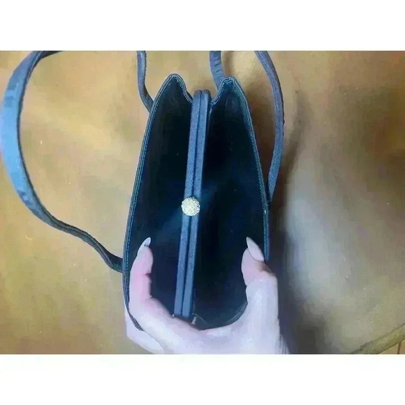 Vintage After five handbag black top clasp with cute bow details - Picture 3 of 9